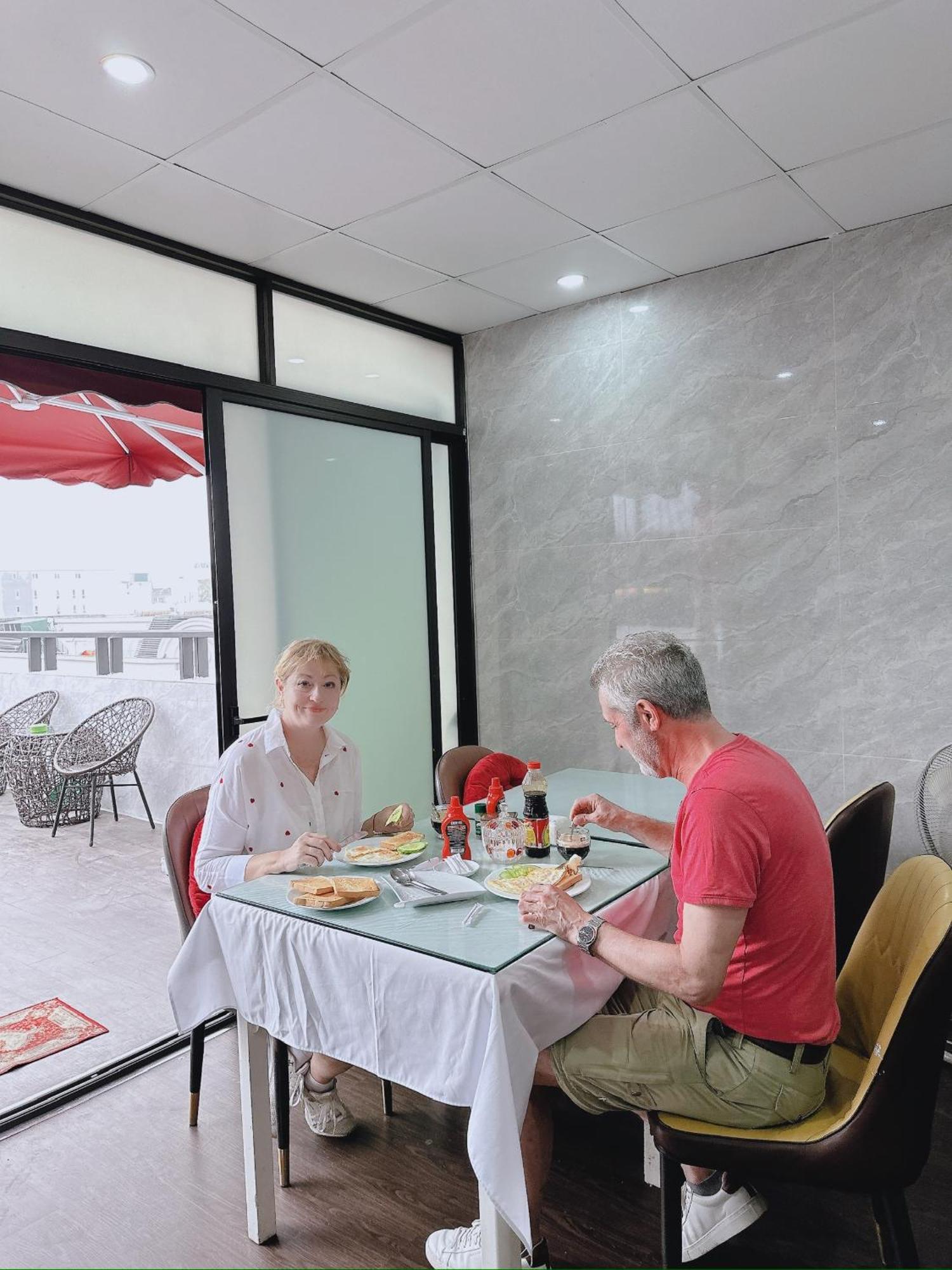 Golden Rose Premium Hotel Hanoi Exterior foto